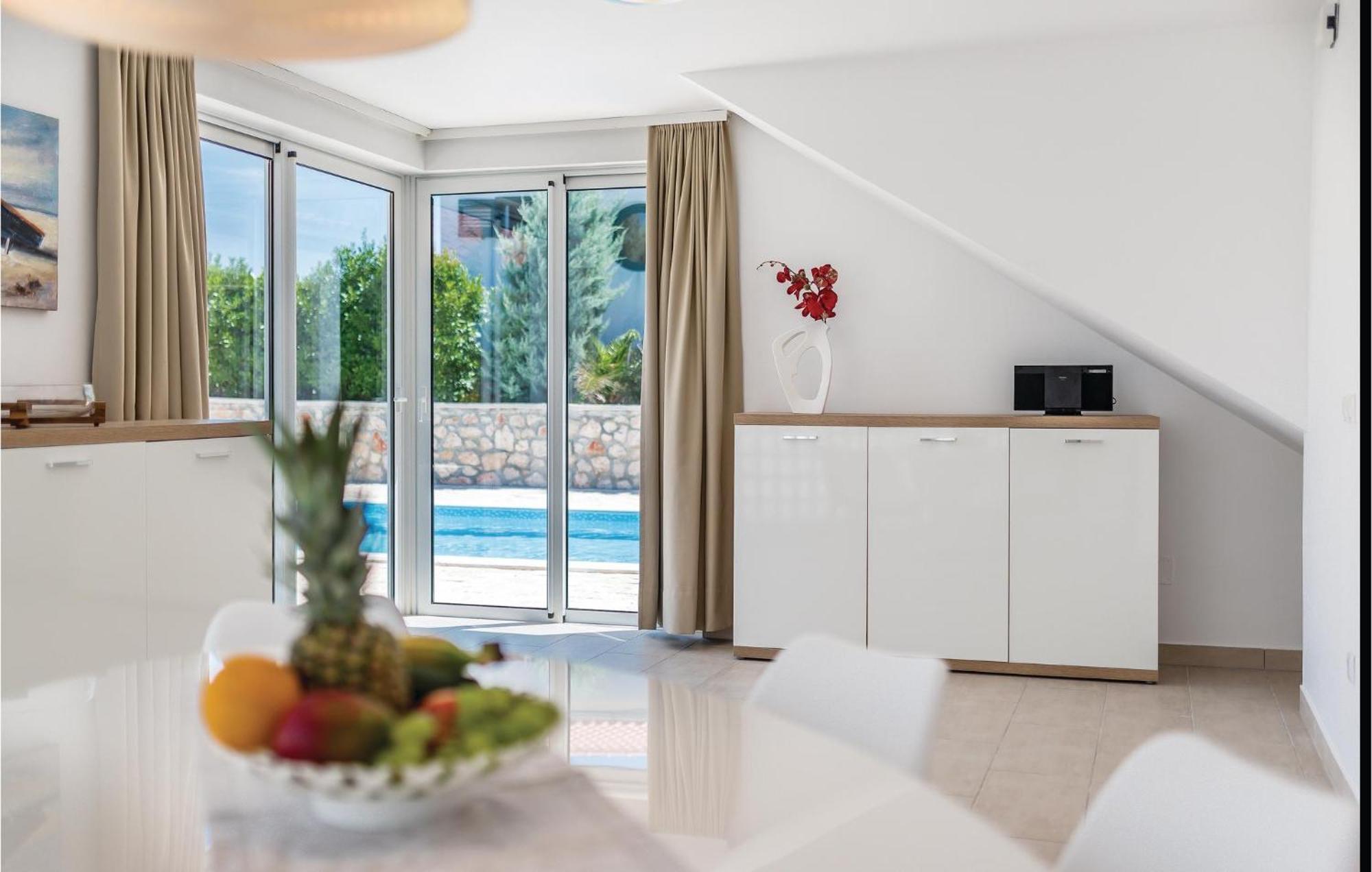 Stunning Home In Betina With Kitchen Buitenkant foto